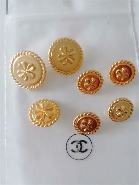 Chanel Buttons Clover 